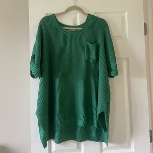 Brand new - short sleeved green sweater